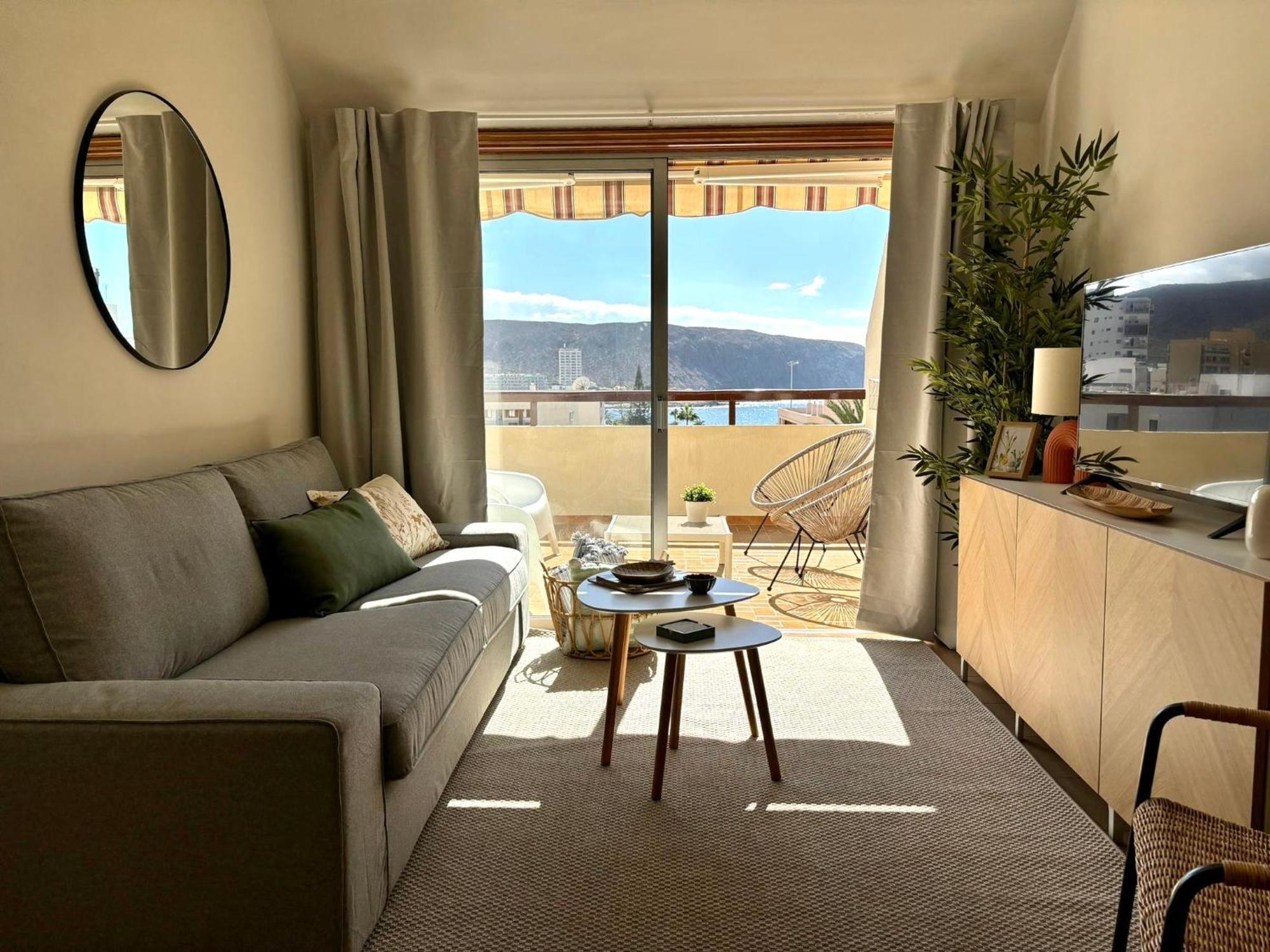 Seaview Apartment - Los Cristianos Лос Кристианос Экстерьер фото