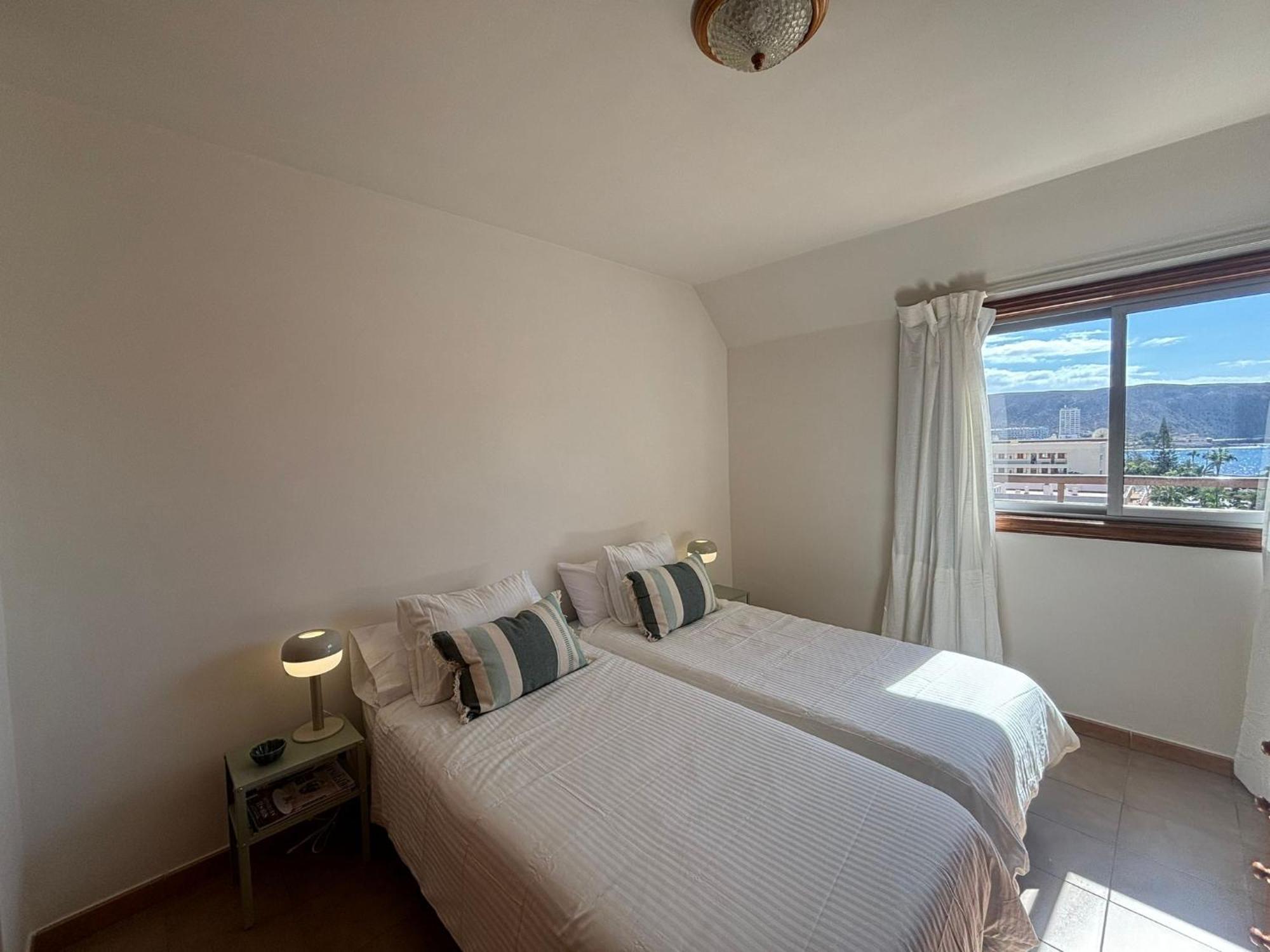 Seaview Apartment - Los Cristianos Лос Кристианос Экстерьер фото